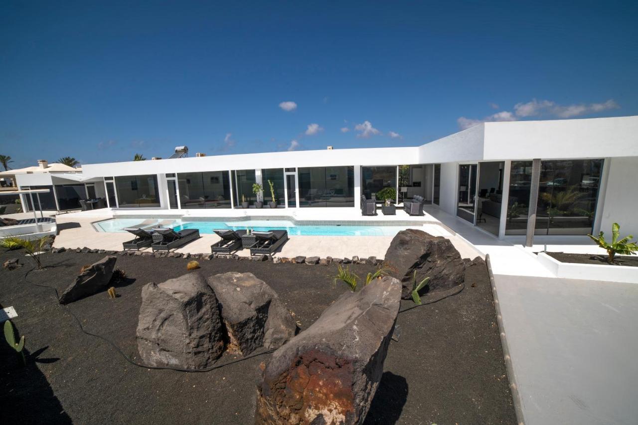 Valhalla Villa Playa Blanca  Exterior foto